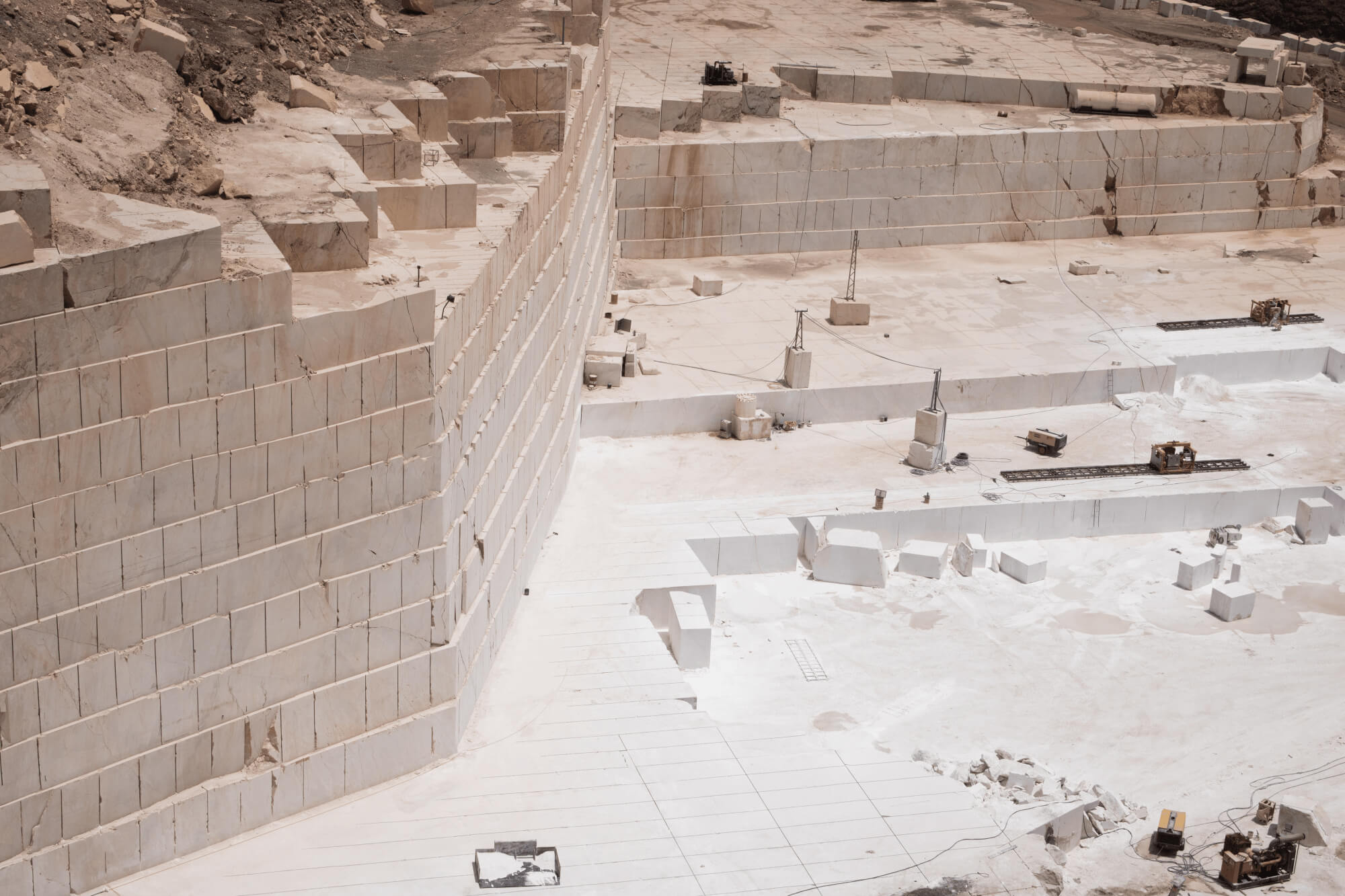 Natural Marble Stone Quarry in Oman Natural Marble Stone Quarry in Oman